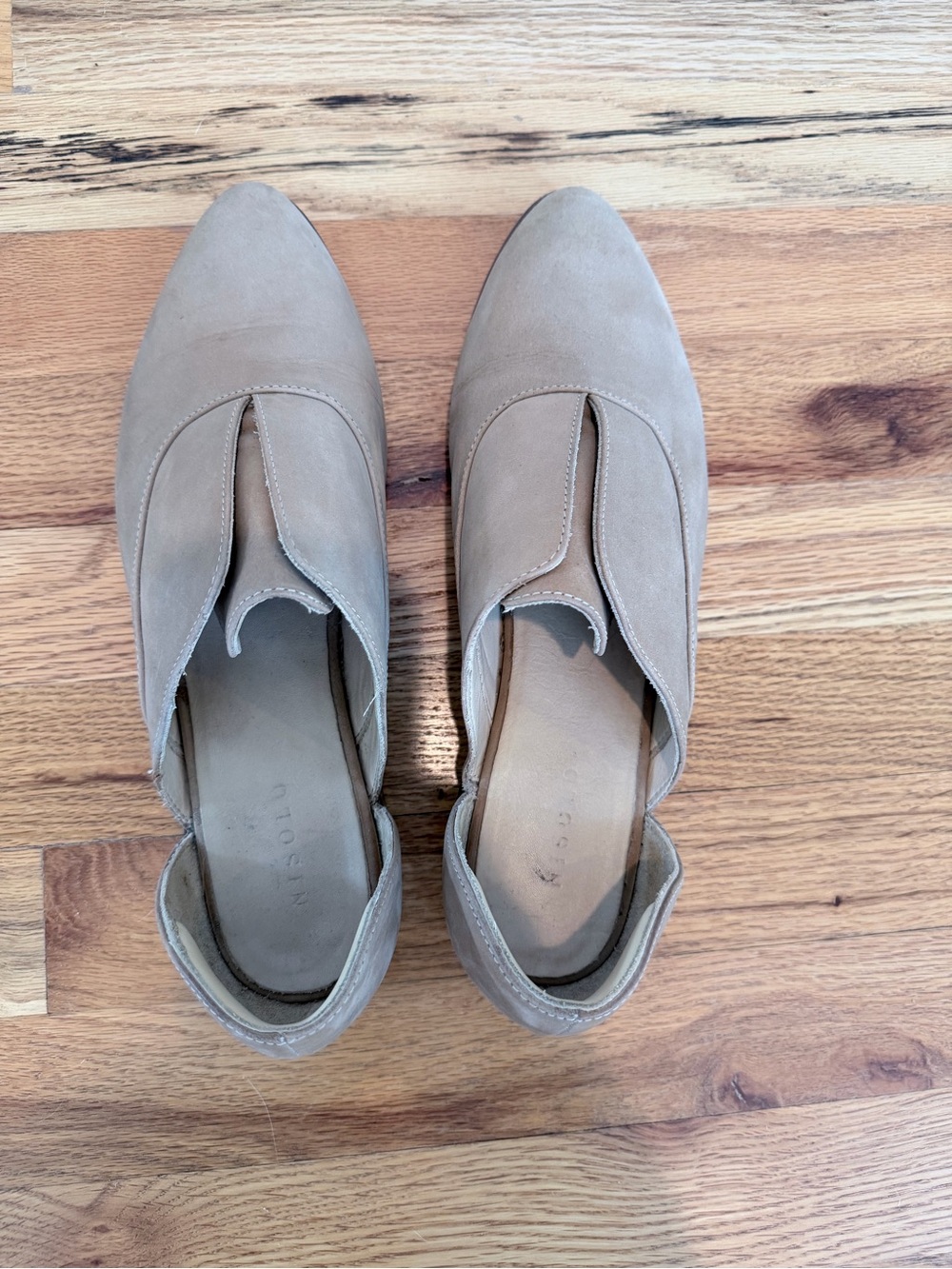 Nisolo Emma d’Orsay Oxford Beige Tan Slip-On Leather Loafers, Size 11 - Picture 7 of 9